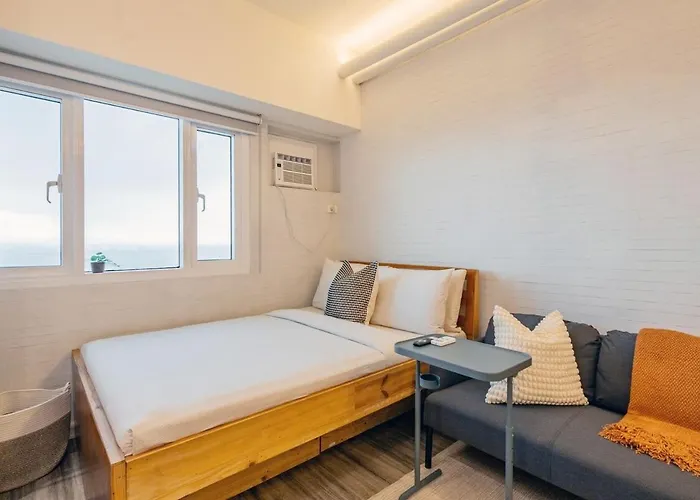 In Makati Near Airport And Free Parking! * Manila