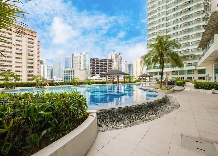 In Makati Near Airport And Free Parking! Apartment